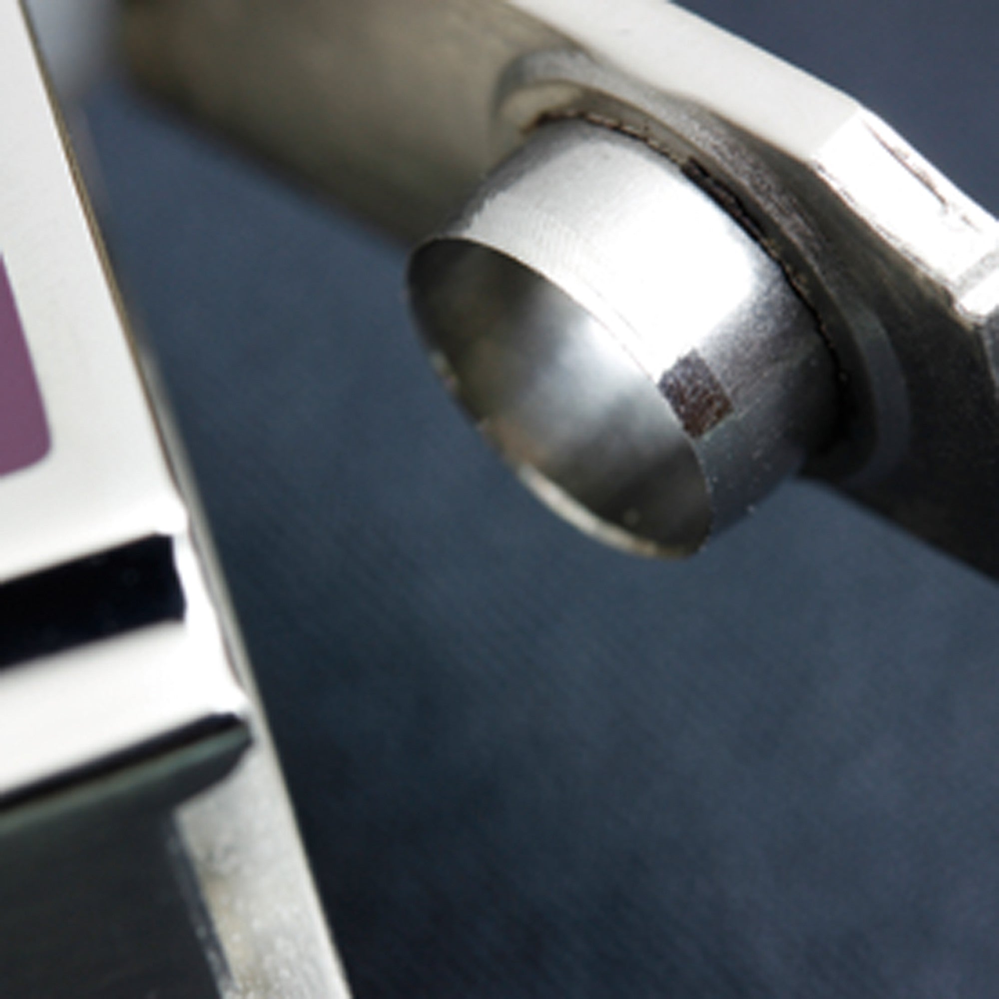 Sarome Flat Triple Torch Cigar Cigarette Lighter w/ Cigar Punch 3BM1-02 Silver/ Red epoxy resi