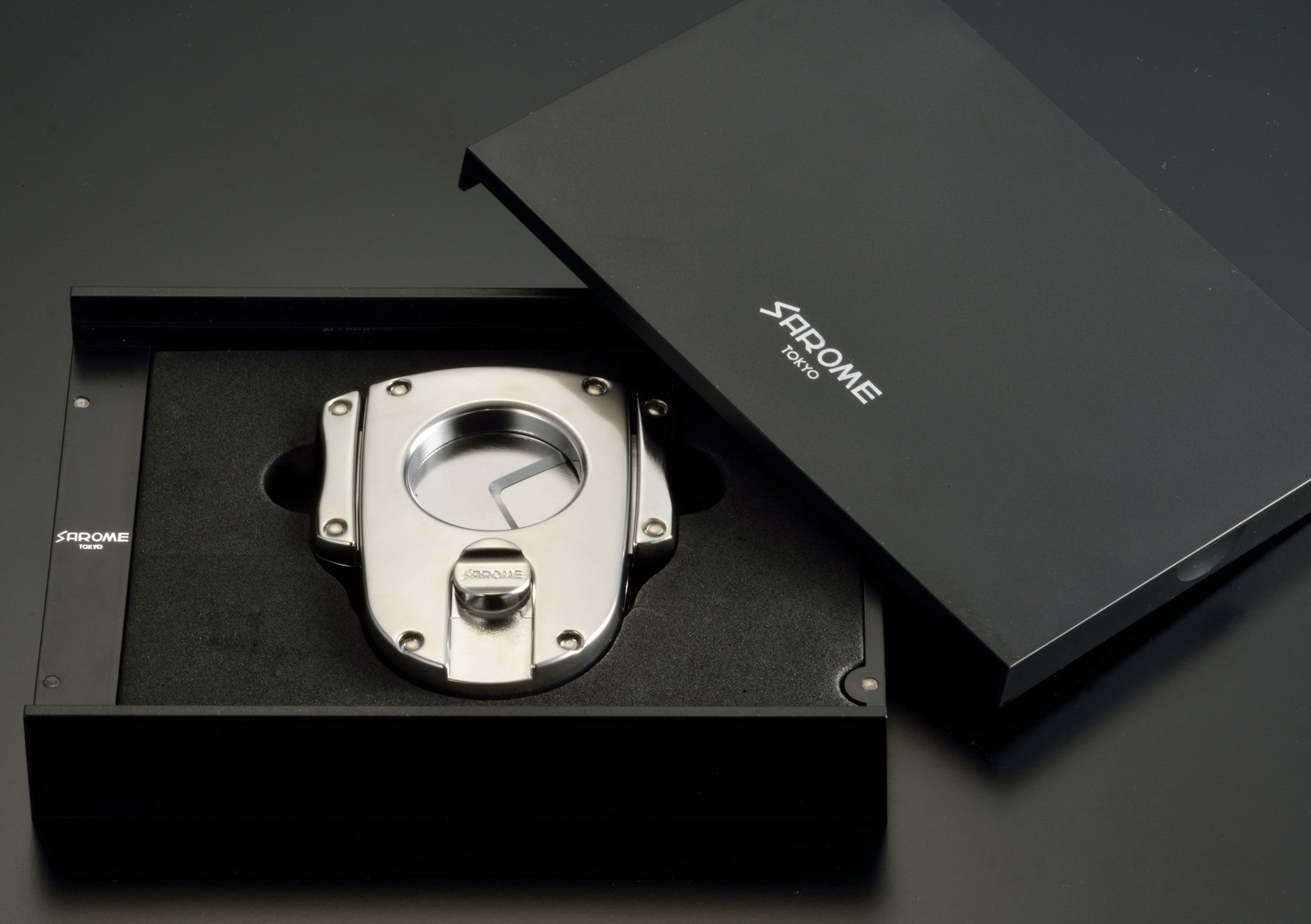 Sarome Metal Cigar Cutter EXCT2-07 Silver satin