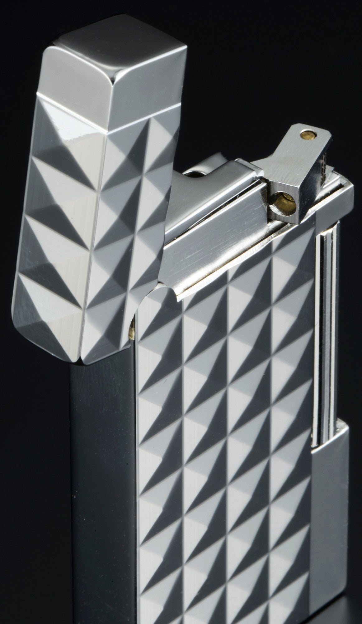 Sarome Flint Cigarette Cigar Lighter SD6A-09 Gun metal / Cubical diamond cut