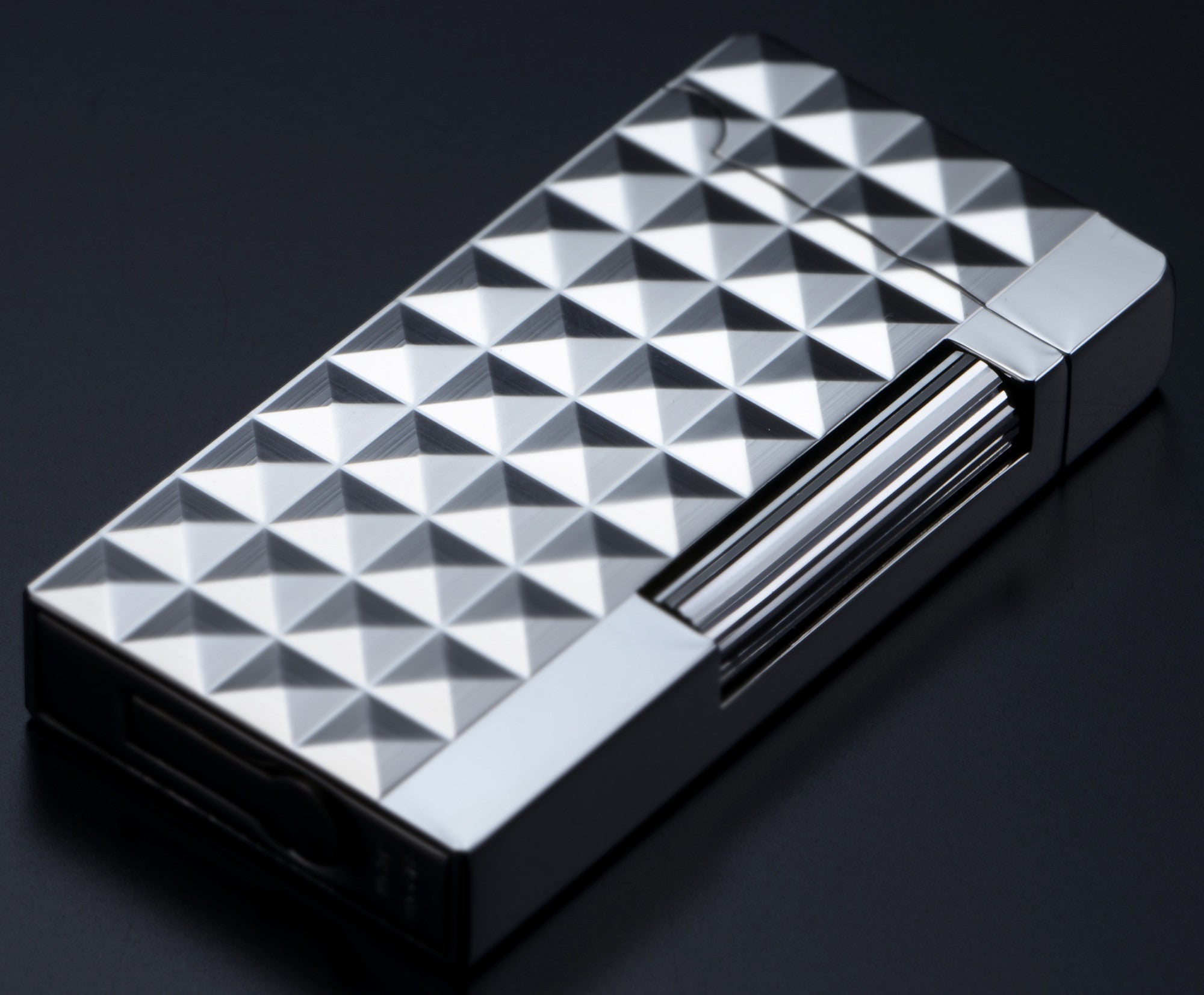 Sarome Flint Cigarette Cigar Lighter SD6A-11 Silver/ Wire mesh diamond cut